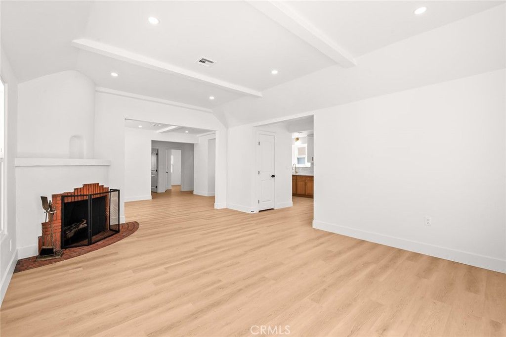 Photo of 7700 Brighton Ave, Los Angeles, CA 90047 (MLS # SB26070804)