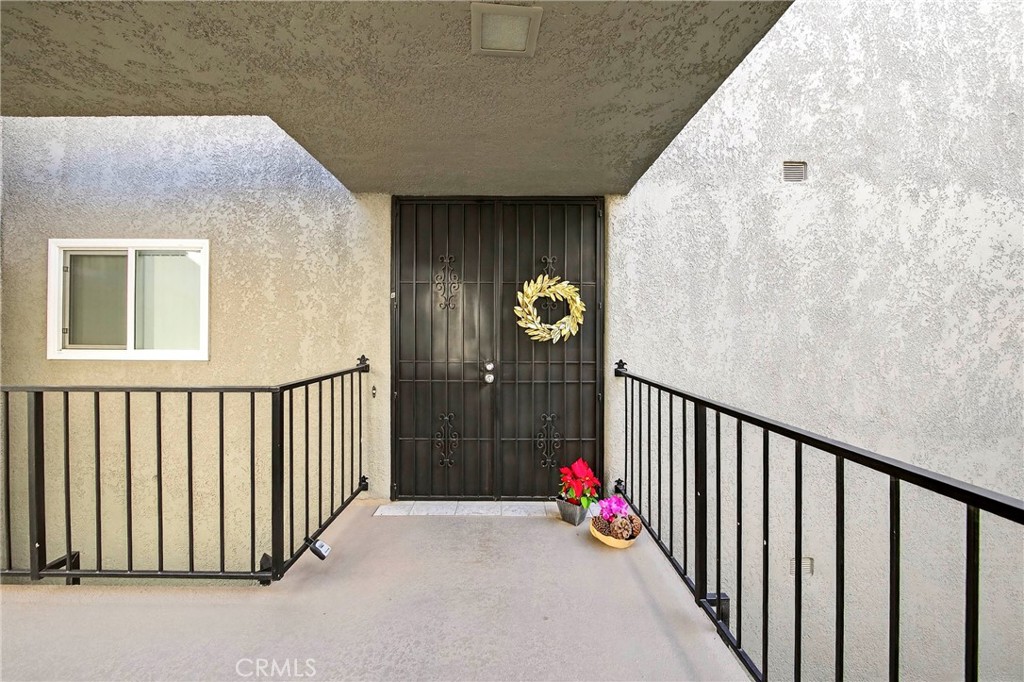 2393 W Via Mariposa 2B