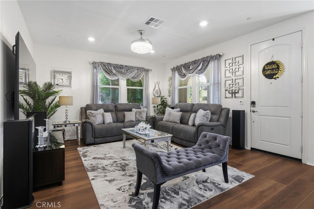 16028 Voyager Avenue