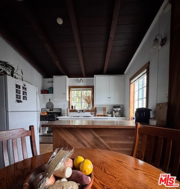 22844 Pacific Coast Highway 2