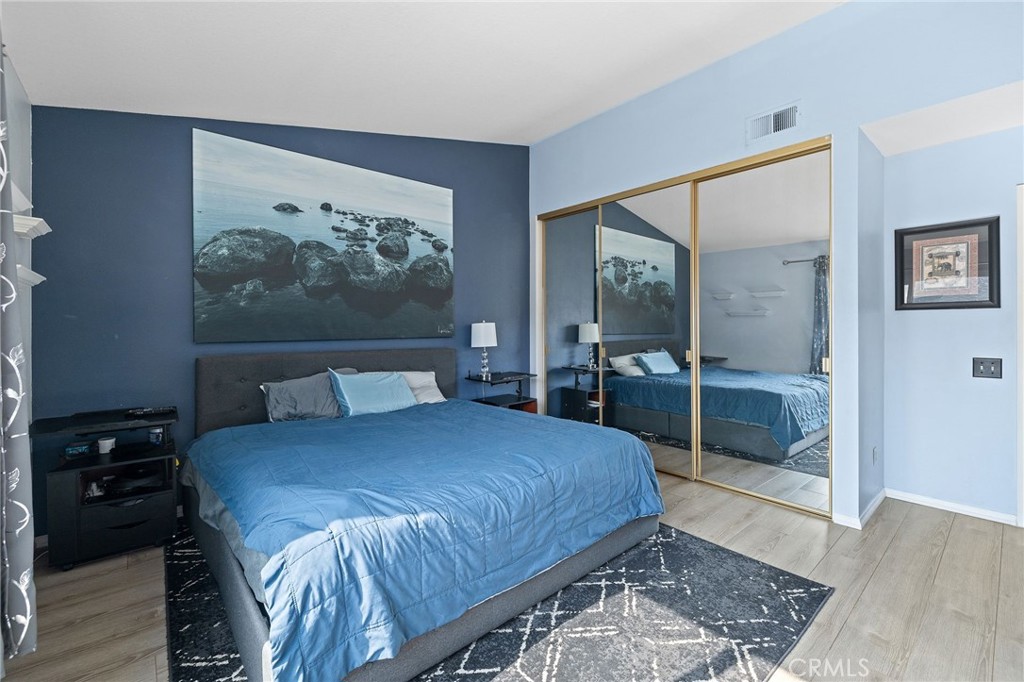 Lakeview Townhomes - Residential