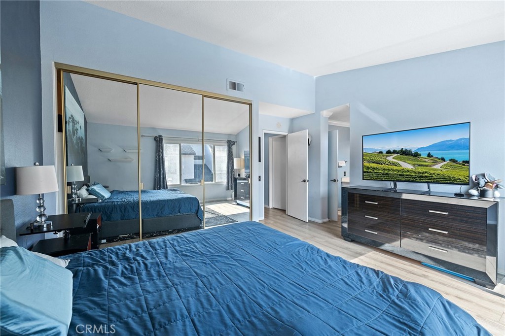 Lakeview Townhomes - Residential