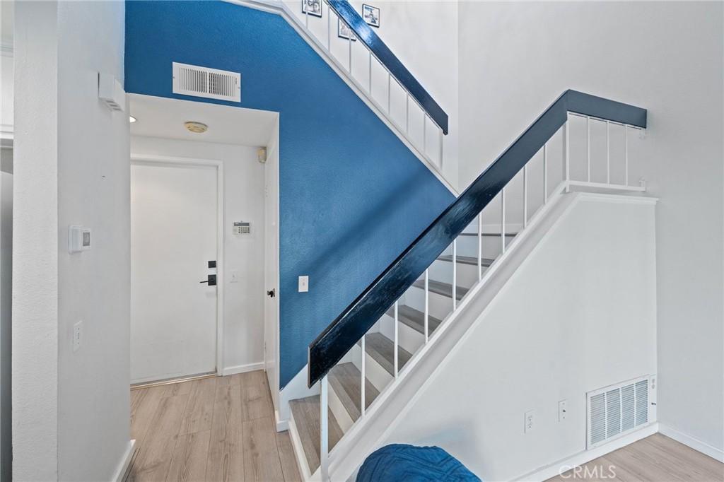 Lakeview Townhomes - Residential