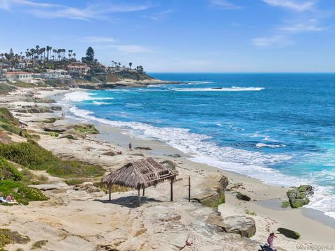 Photo of 370 Nautilus St St, La Jolla, CA 92037 (MLS # 250046186SD)