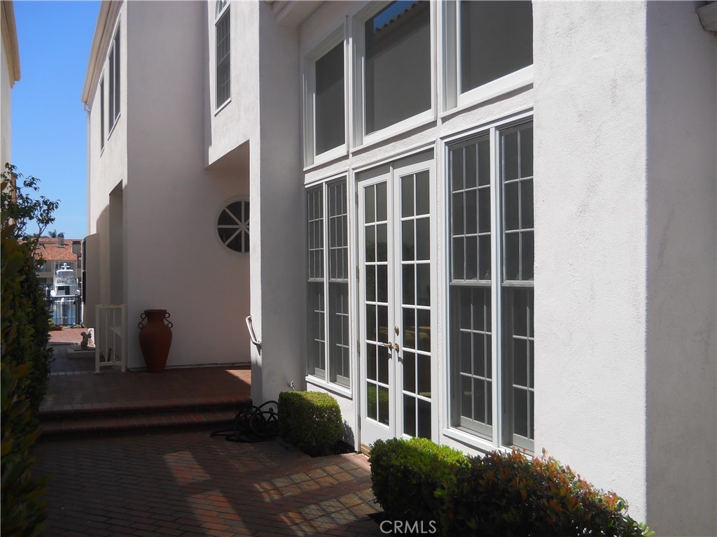 3172 Portofino Circle