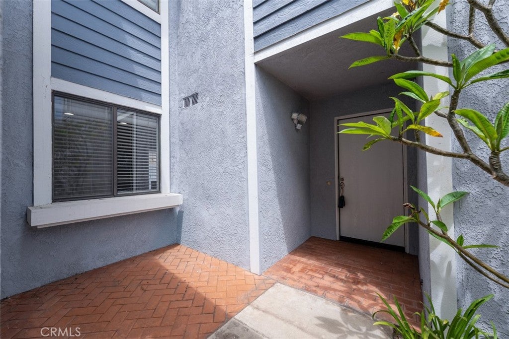 939 W 19th ST, Costa Mesa CA 92627