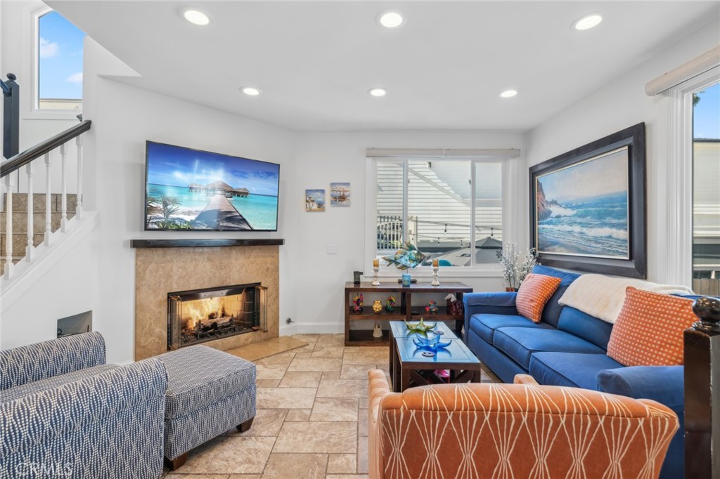 410 .5 Goldenrod Avenue B