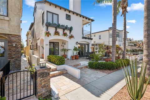 Photo of 410 .5 Goldenrod Avenue #B, Corona Del Mar, CA 92625 (MLS # OC24065791)