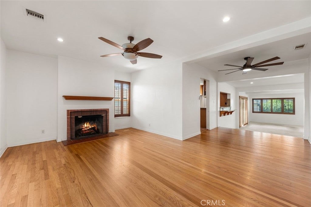 2903 N Lincoln