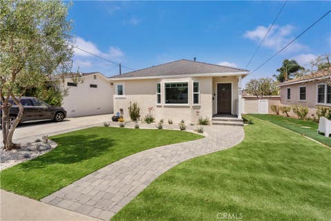 Photo of 659 W Sycamore AVE, El Segundo, CA 90245 (MLS # SB26171323)