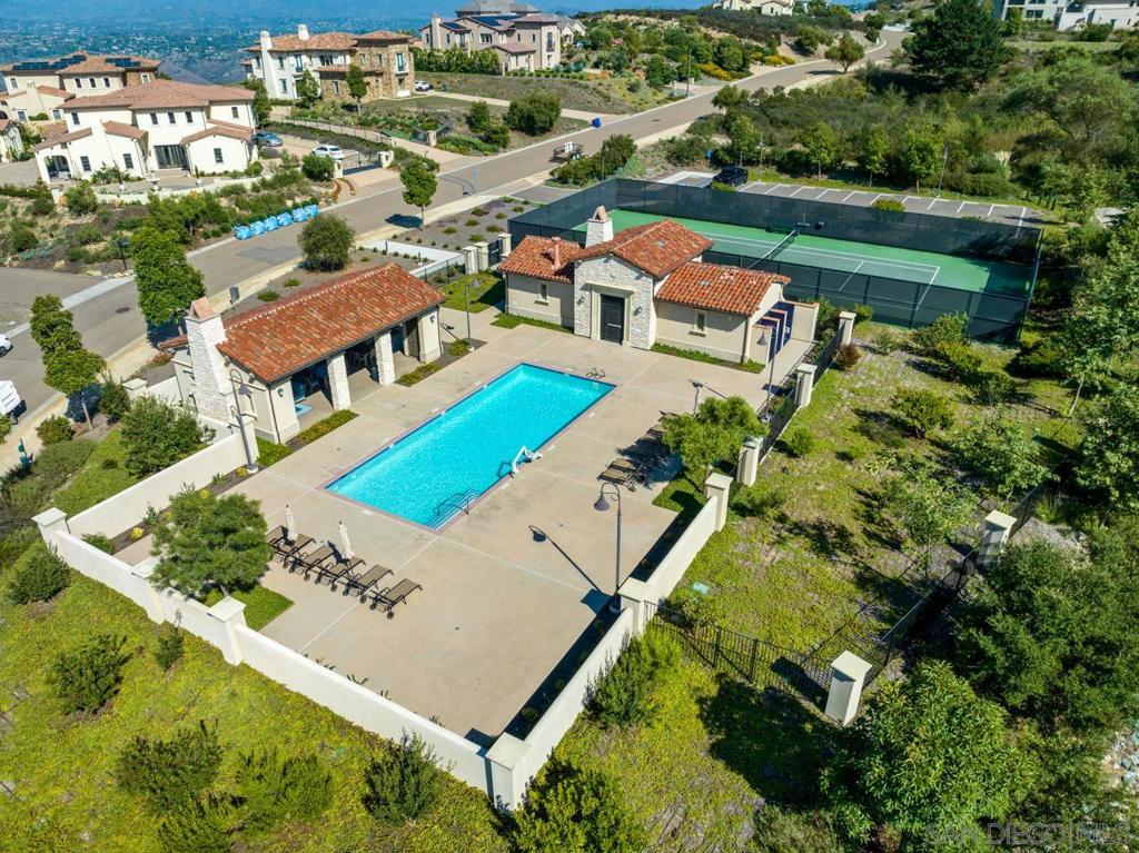 Rancho Santa Fe - Residential