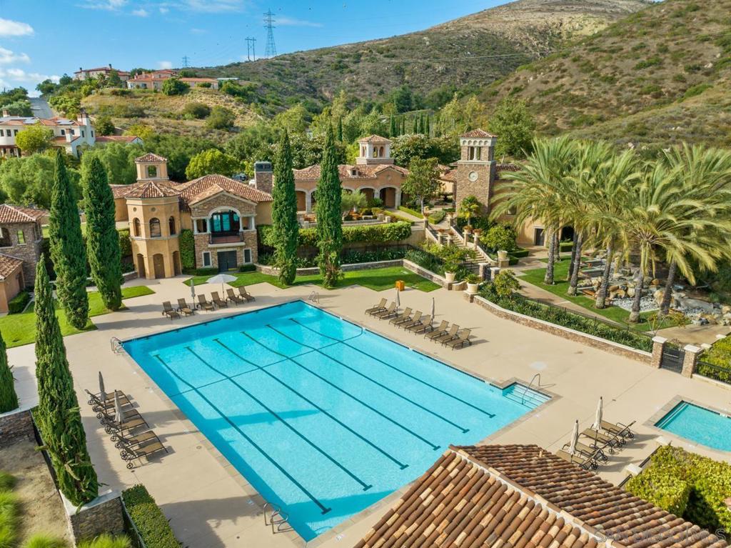 Rancho Santa Fe - Residential