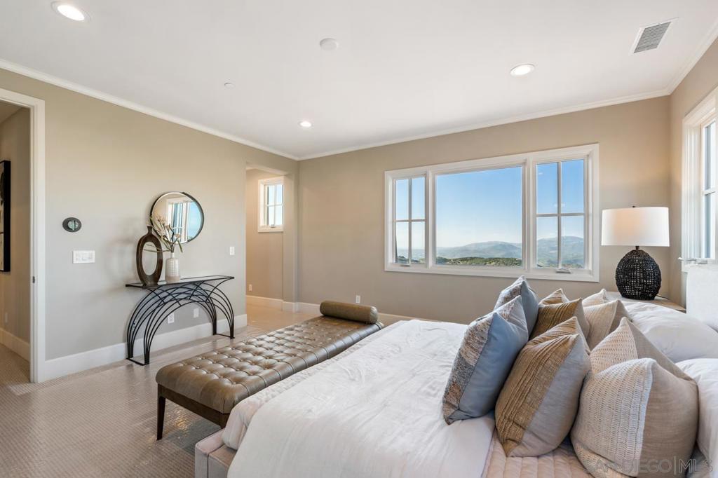 Rancho Santa Fe - Residential