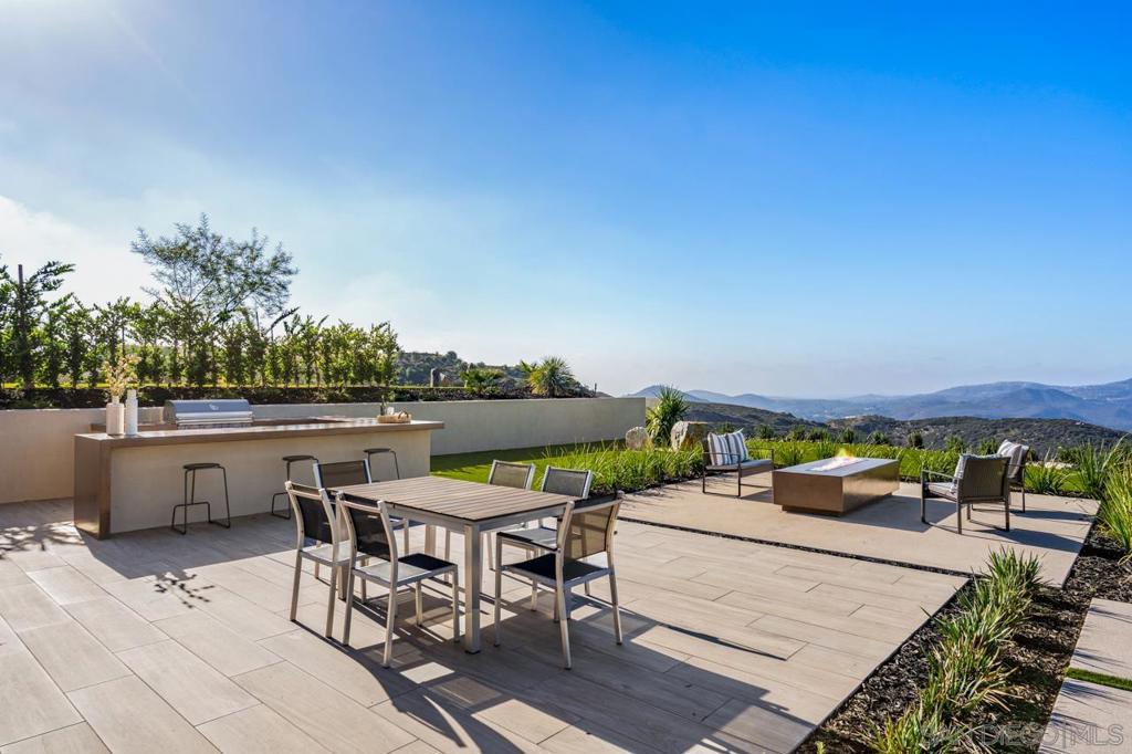 Rancho Santa Fe - Residential