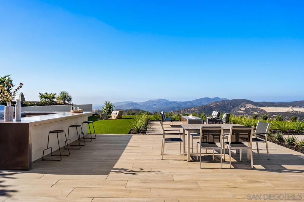 Rancho Santa Fe - Residential