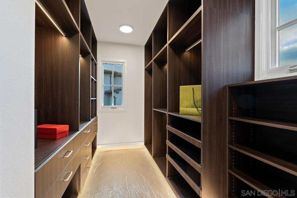 Rancho Santa Fe - Residential