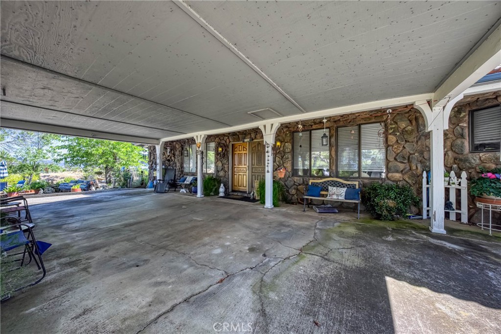 460 Lake Vista Drive