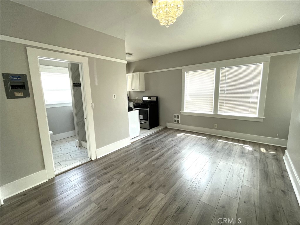 Downtown (DT) - Residential Lease