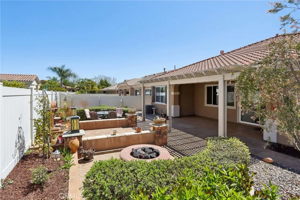 Hemet, California 92545, United States, 2 Bedrooms Bedrooms, ,3 BathroomsBathrooms,Residential,Active,105980