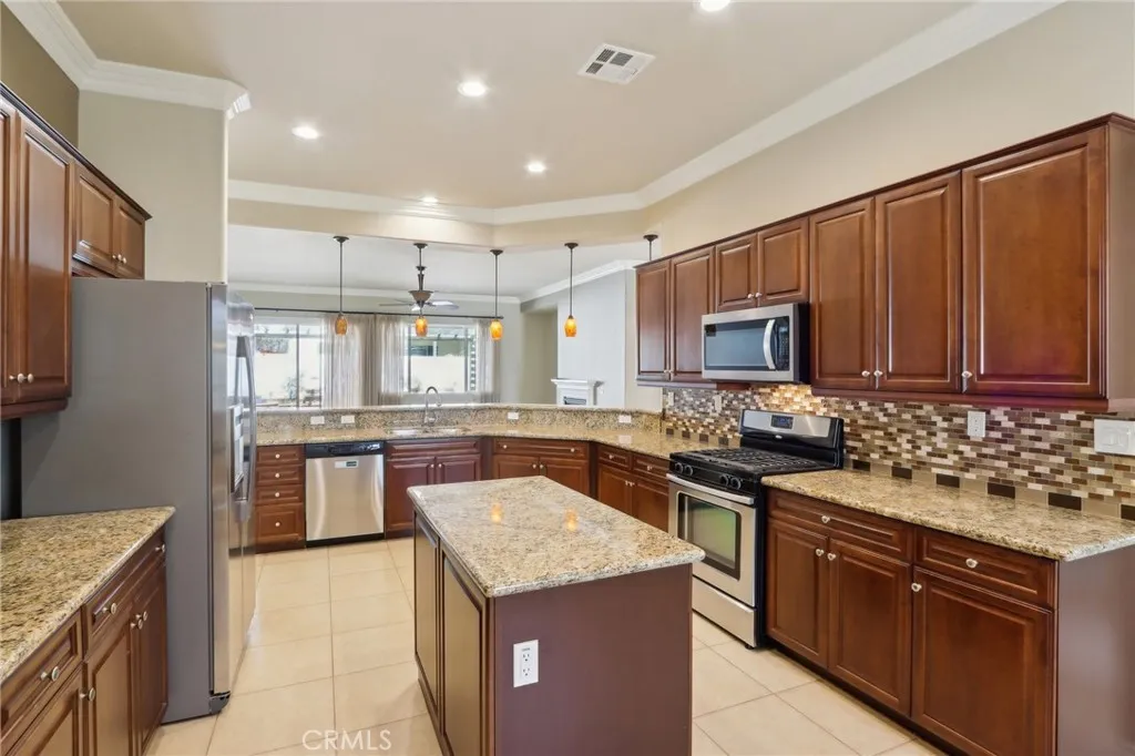 Hemet, California 92545, United States, 2 Bedrooms Bedrooms, ,3 BathroomsBathrooms,Residential,Active,105980