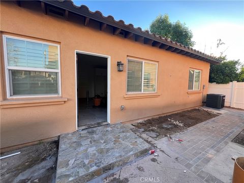 Photo of 430 W Marshall St #B, San Gabriel, CA 91776 (MLS # WS26044236)