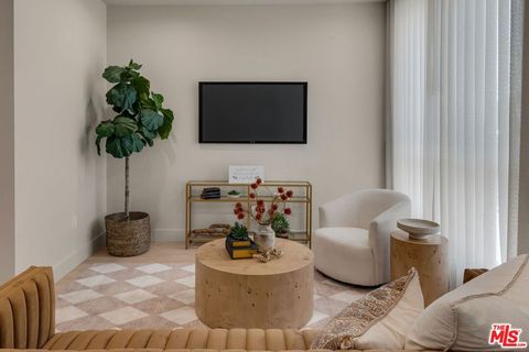 Photo of 117 Plymouth Street, Inglewood, CA 90302 (MLS # 25627479)