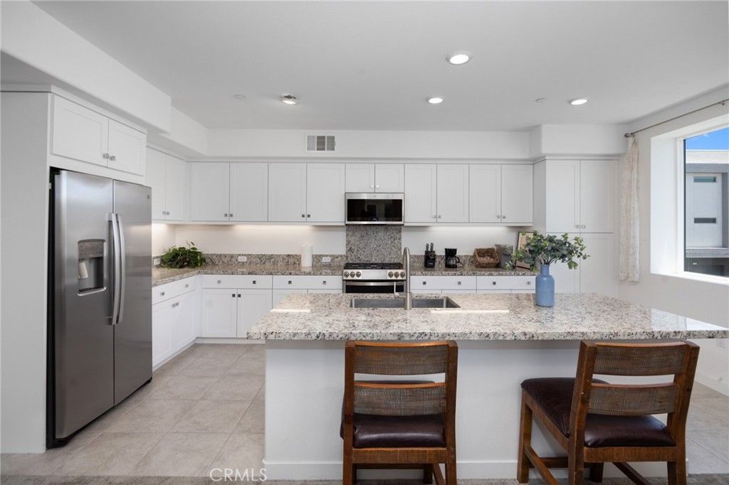listing image 130721868400458066138