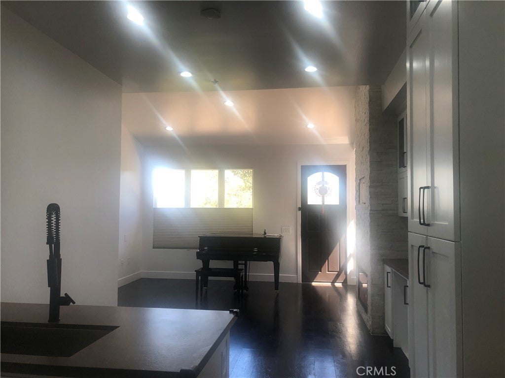 5 Sorrento Court