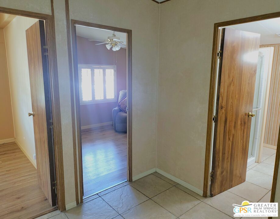 Desert Crest Country Club - Manufactured In Park