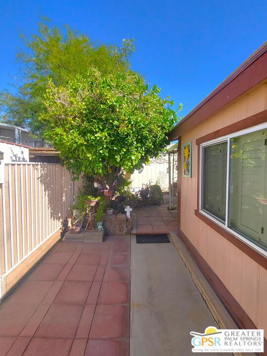 Desert Crest Country Club - Manufactured In Park