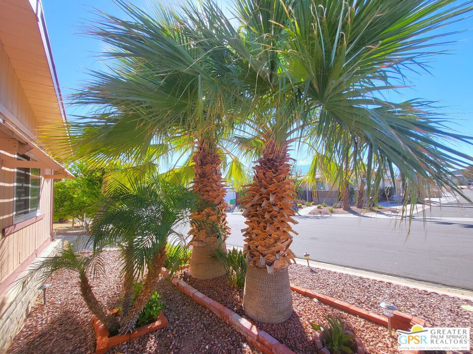 Desert Crest Country Club - Manufactured In Park