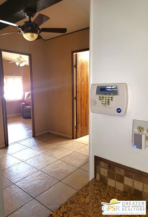 Desert Crest Country Club - Manufactured In Park