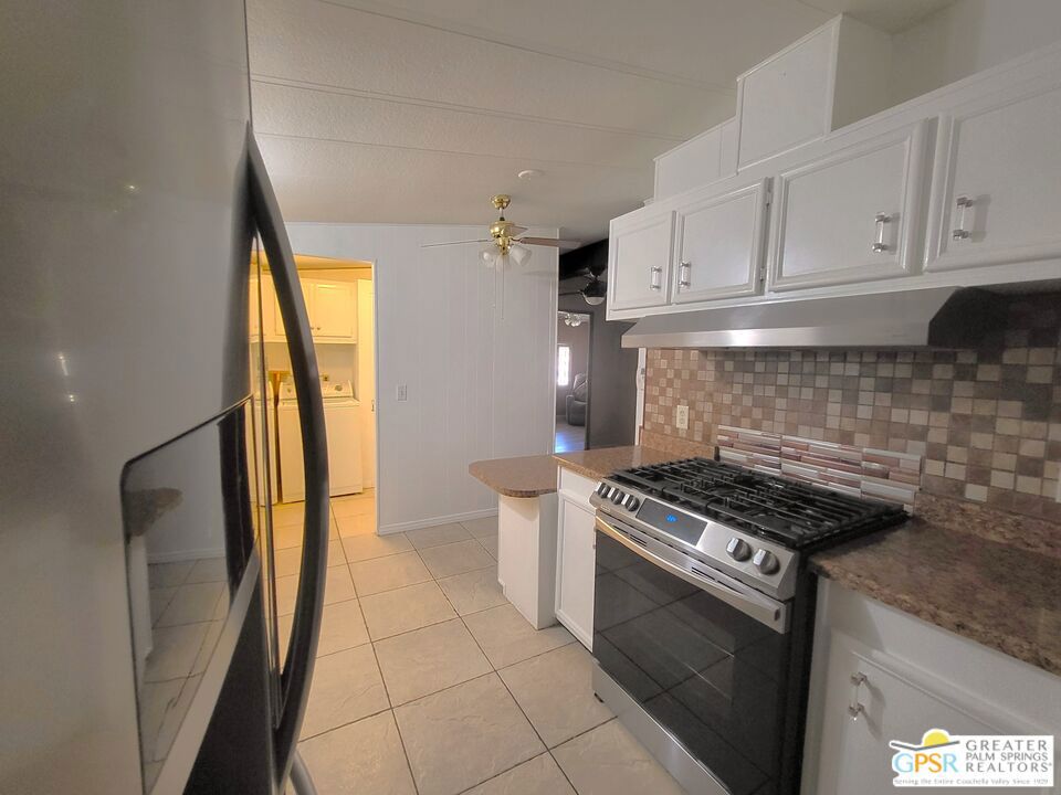 Desert Crest Country Club - Manufactured In Park