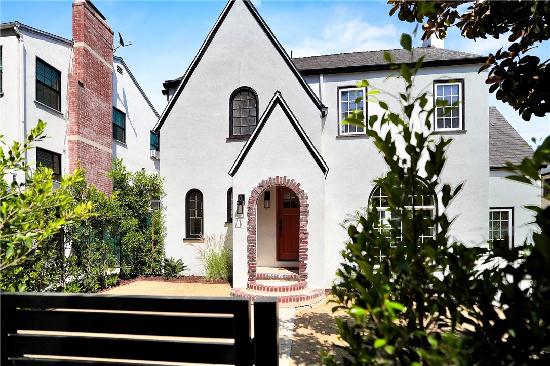 1012 Cory Avenue