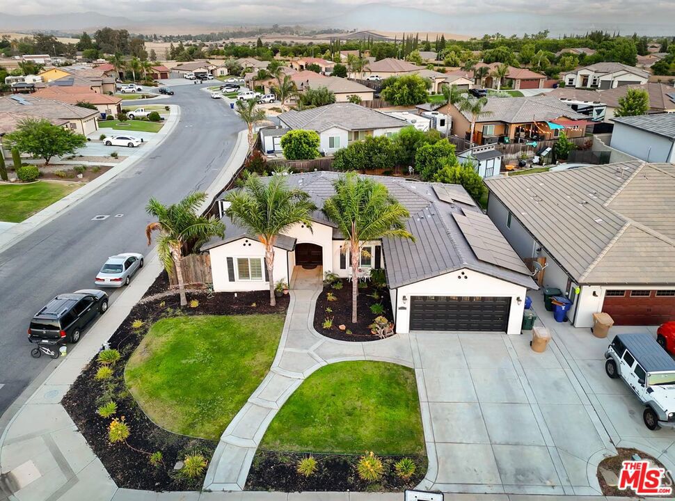 6613 Woodall Court