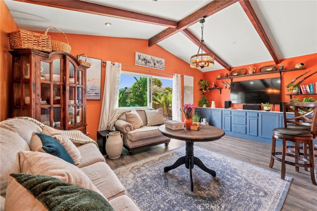 2526 E 220th ST, Carson CA 90810