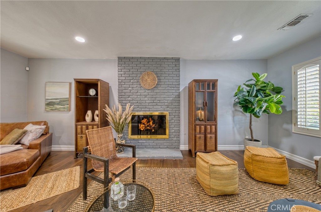 3025 Hollywell Place