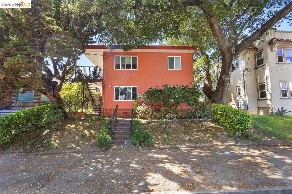 31 Croxton Ave