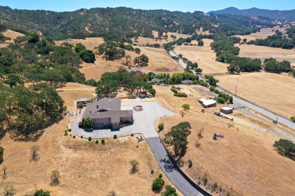 21050 Uvas Road