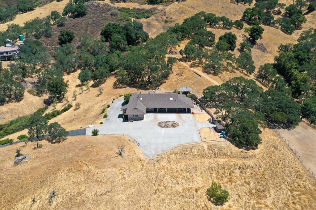 21050 Uvas Road