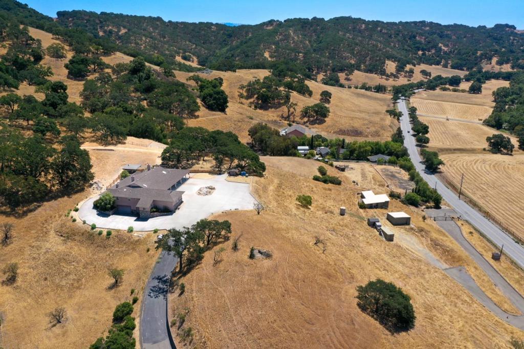 21050 Uvas Road