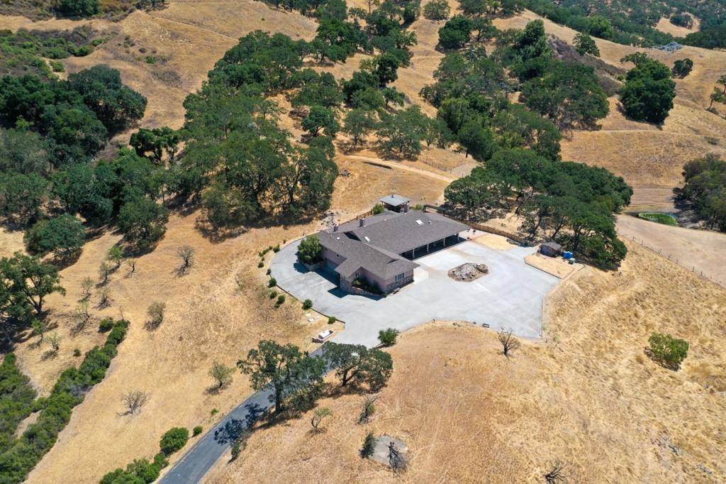 21050 Uvas Road