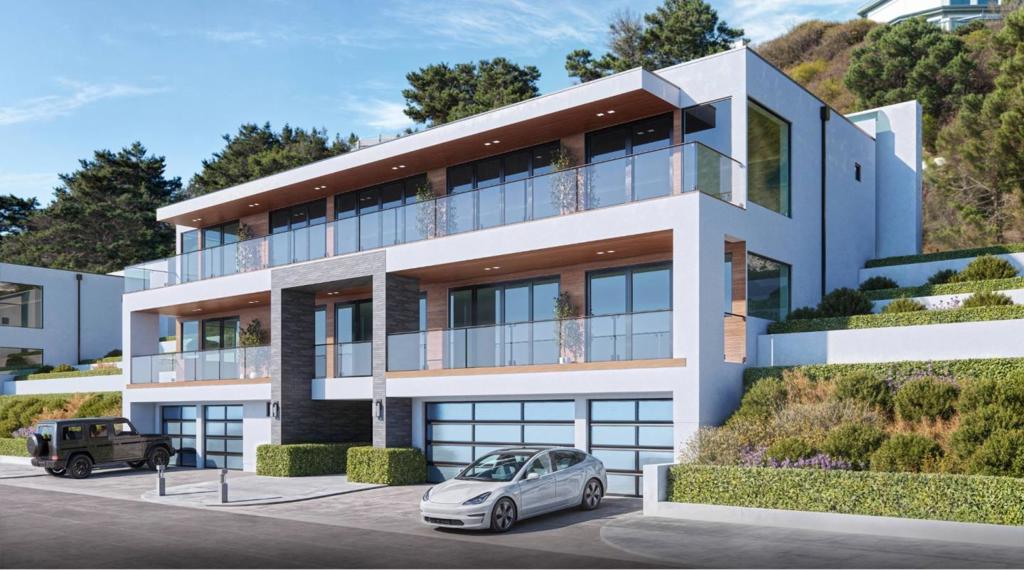 548 Beach Drive