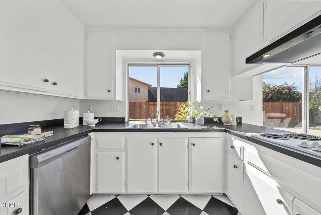 La Grange Village 2 - 188302 - Residential