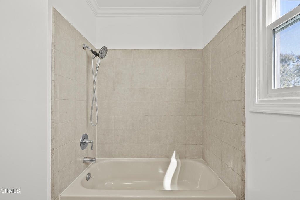 La Grange Village 2 - 188302 - Residential