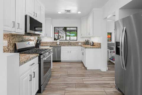 Tiny photo for 1620 E El Alameda, Palm Springs, CA 92262 (MLS # 219149750PS)