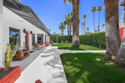 Tiny photo for 1620 E El Alameda, Palm Springs, CA 92262 (MLS # 219149750PS)