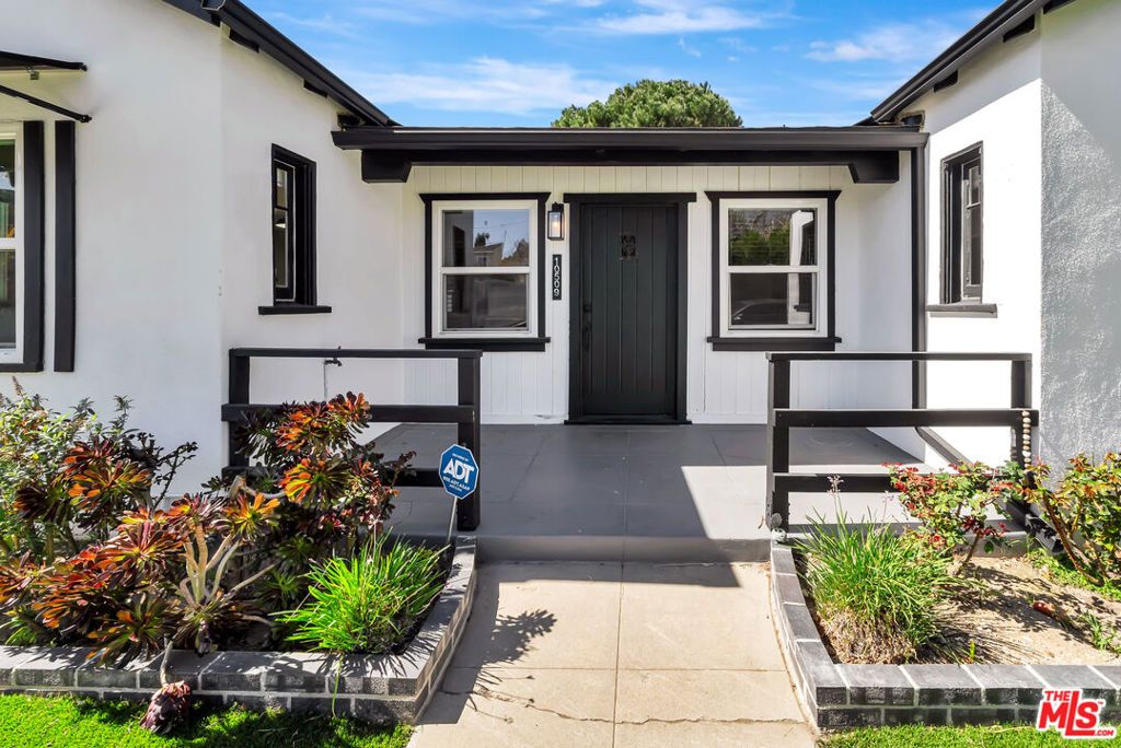 Photo of 10509 Wilsey Avenue, Tujunga, CA 91042 (MLS # 26674039)