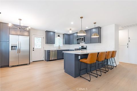 Photo of 11920 Laurel Avenue, Whittier, CA 90605 (MLS # DW25228537) Photo of 11920 Laurel Avenue, Whittier, CA 90605 (MLS # DW25228537)