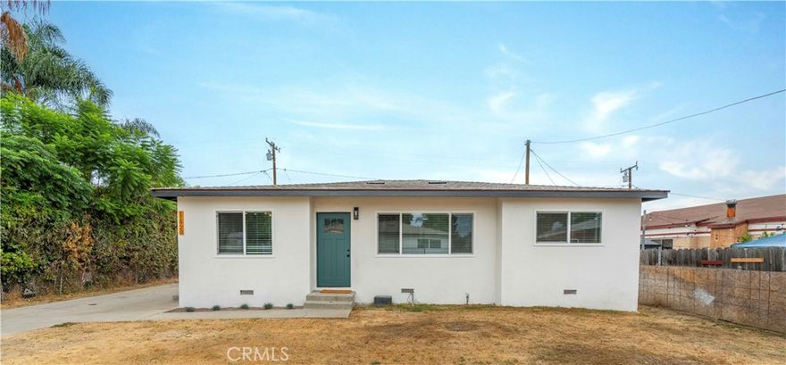 Recently Remodeled 4bedroom 2bath Contemporary style home in the City of Whittier! This Tastefully Re-imagined home has many upgrades and highly desired features including a Spacious Open Floor Plan with New Kitchen, Fresh Paint, New Roof, New Hvac, New Vinyl Floors, 2 Remodeled restrooms, New Dual Pane Windows, New Appliances, Indoor laundry and much more. This home has a detached 2 car garage and large private backyard. Many great schools, grocery stores, restaurants, shopping centers and parks in close Proximity! This home is the back house of a duplex. Each home has its own private yards and entrance. Tenants pay all Utilities. Landlord Preferred Criteria includes all Adults 18+ age to have 620 FiCO scores and Combined Verifiable income 2X Rent amount. Small dog ok. Reach out for more information.